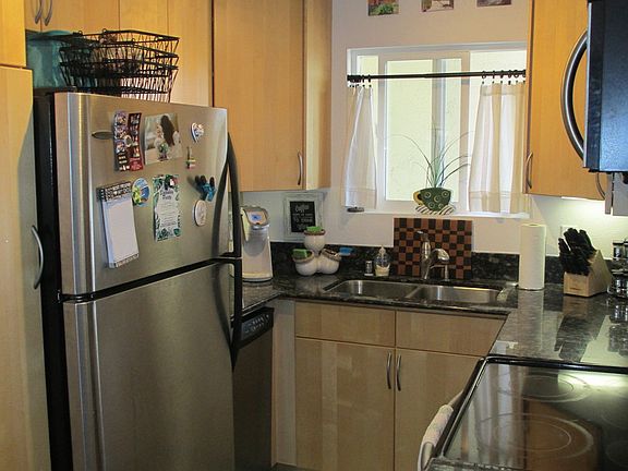 3rd image of 4387 Illinois St Unit 6