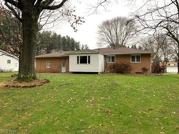 2nd image of 1292 Sheri Dr