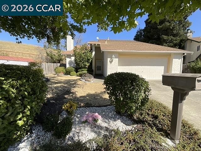 1st image of 403 Gerald Ct