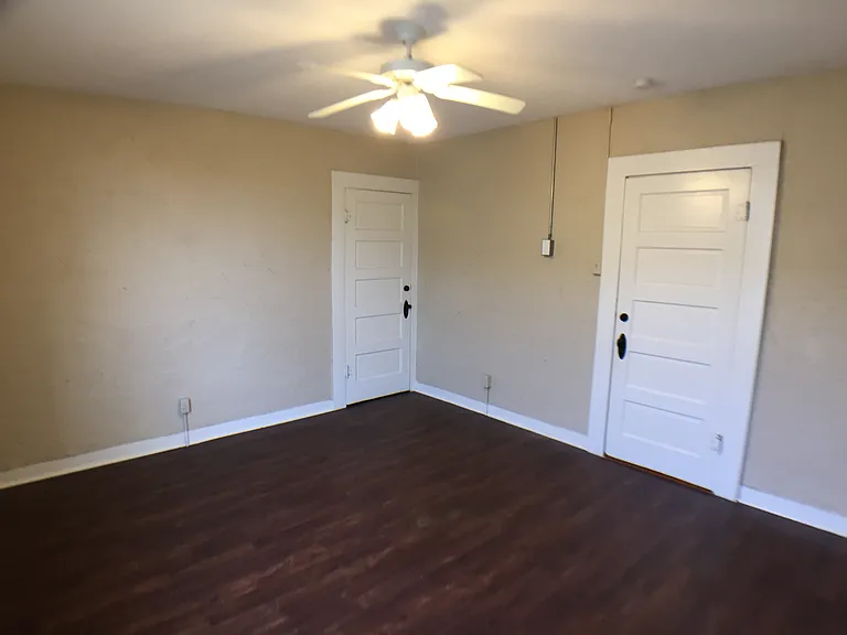 402 N Oneal St — Photo 2