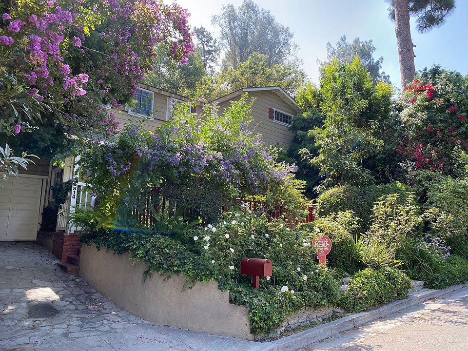 1st image of 3825 Dixie Canyon Ave