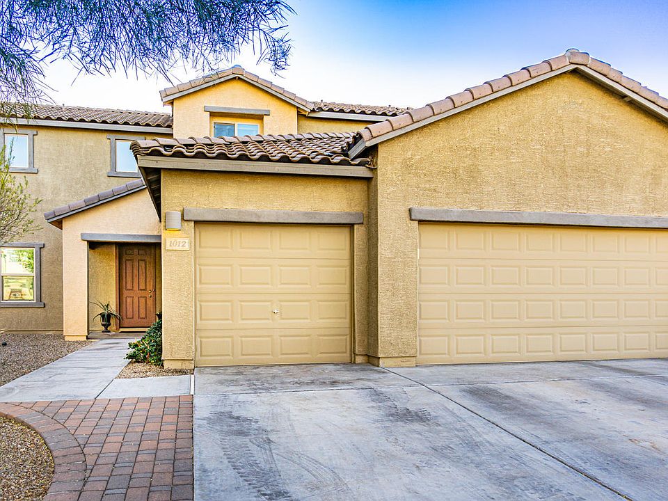 1st image of 1012 E Empire Canyon Ln