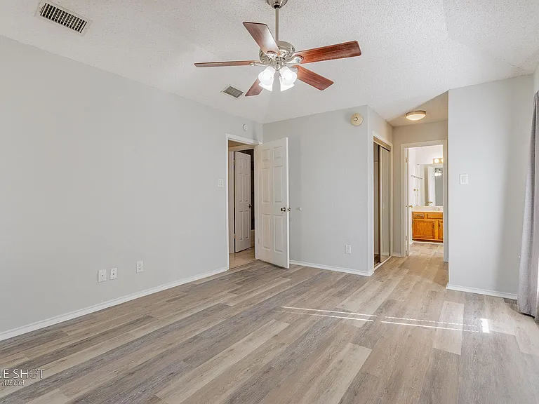 2957 Oak Ridge Ct — Photo 17