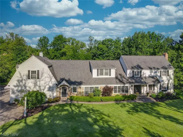 3000 Som Center Rd, Pepper Pike, OH 44124