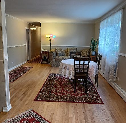 2nd image of 6161 N Hoyne Ave #D102