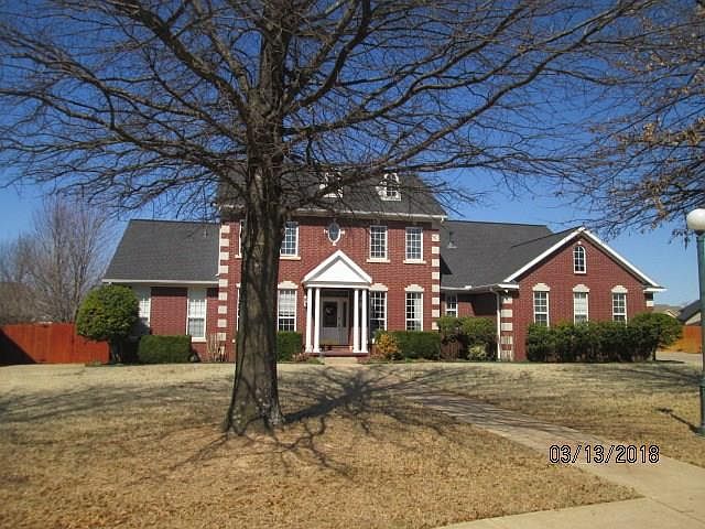 1st image of 1707 W Bridle Dr