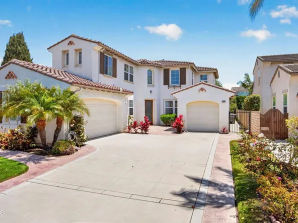 2096 Mission Hills Dr, Oxnard, CA 93036