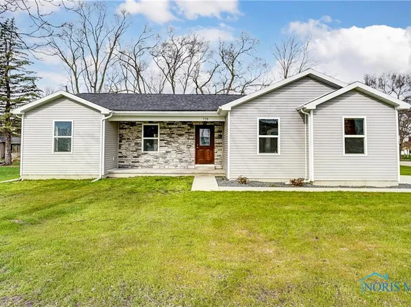 738 S Shoop Ave, Wauseon, OH 43567