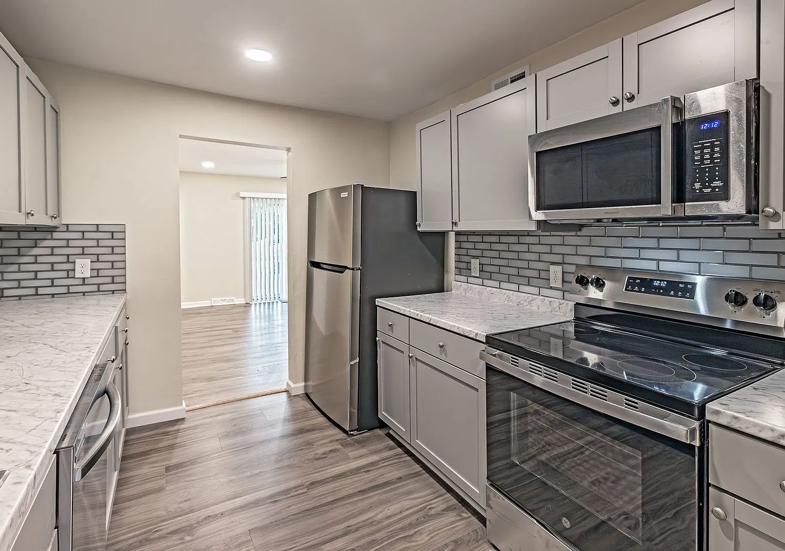 3 bedroom, 2.5 townhome in Christina Village — Photo 4