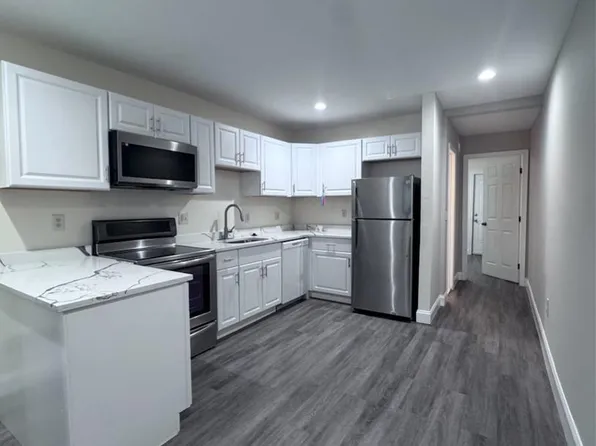 2118 Wilhelm St, Baltimore, MD 21223