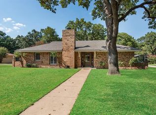 6307 Fox Run Rd, Arlington, TX 76016