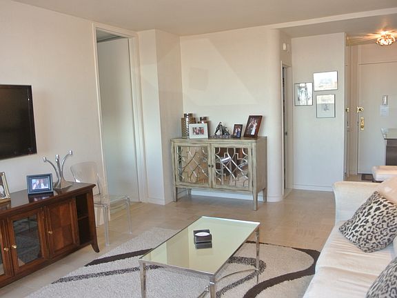 3rd image of 270-10 Grand Central Pkwy APT 30M