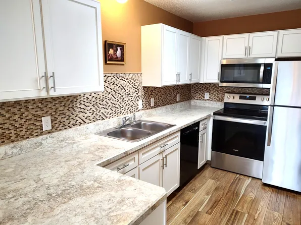 15889 Gooseberry Way, Apple Valley, MN 55124