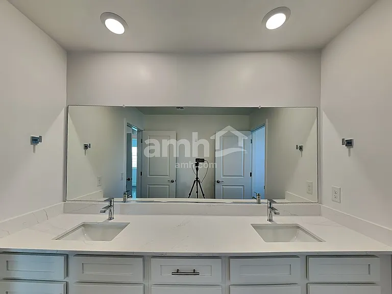 18489 W El Cortez Pl — Photo 14