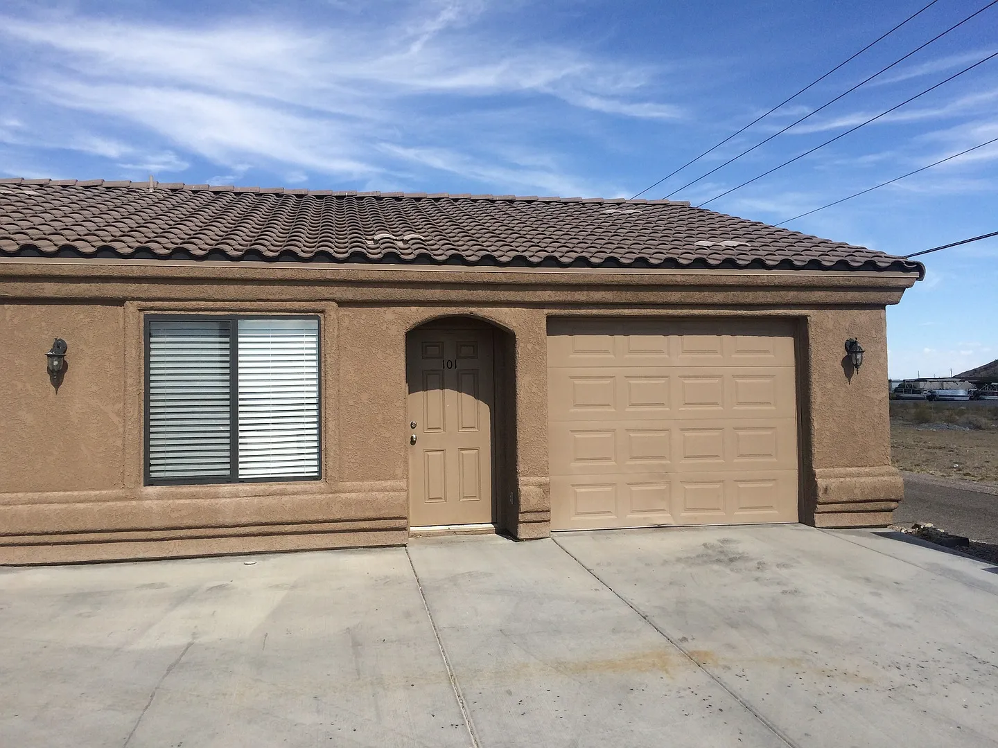 KEAR3350 — Photo 1