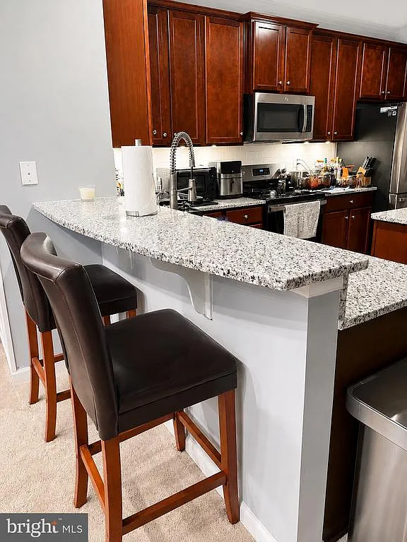 3 bed, 3.0 bath, 1504 sqft, $2,800 — Photo 4