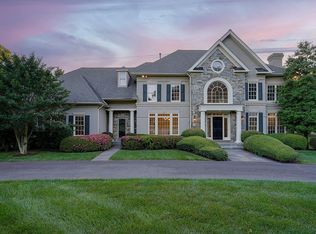 1800 Pillory Dr, Vienna, VA 22182