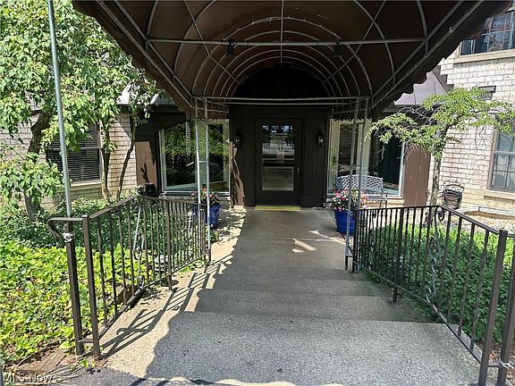 2nd image of 800 Brick Mill Run APT 311