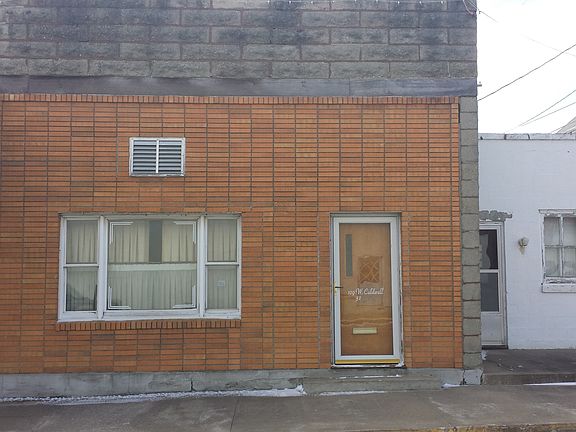 2nd image of 109 W Caldwell St