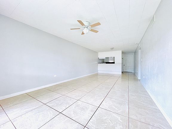 3rd image of 1120 Valley View Dr APT A6