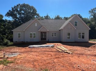149 Triple Ponds Ct, Clover, SC 29710