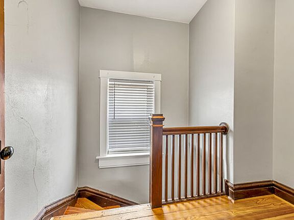 3rd image of 5228 Finkman St Floor 2
