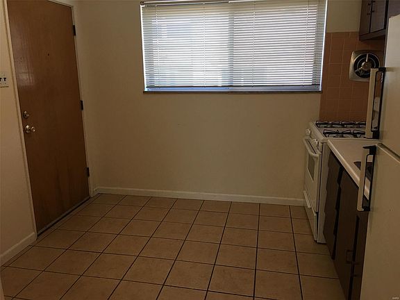 4th image of 8522 Titchfield Ct APT D
