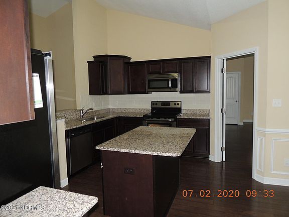 3rd image of 805 Ashley Meadow Ln