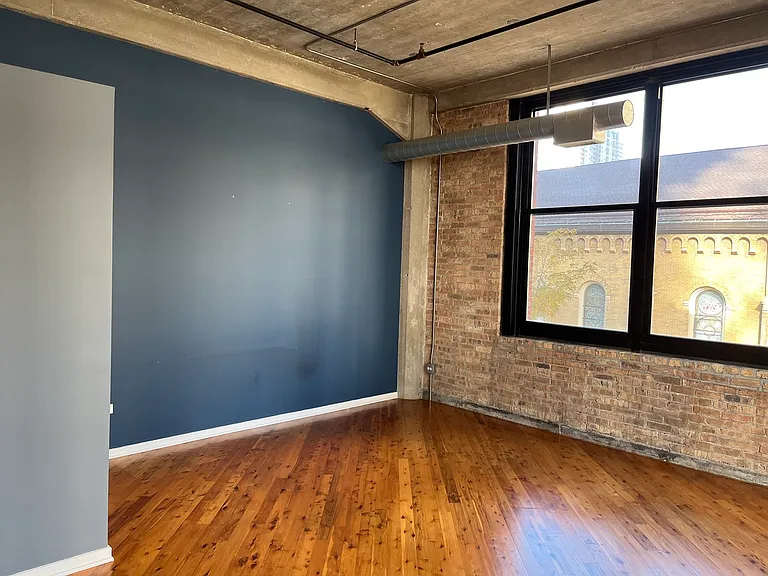 210 S Desplaines St #307 — Photo 27
