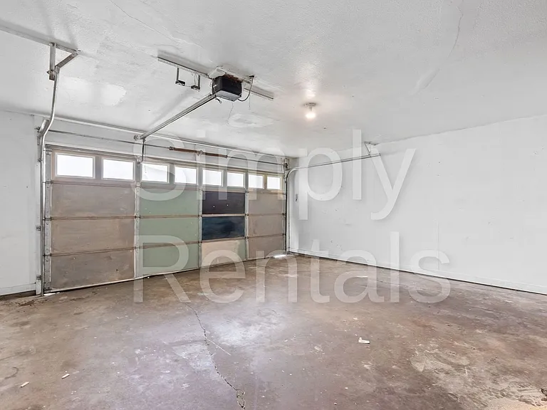 705 Plano St — Photo 35