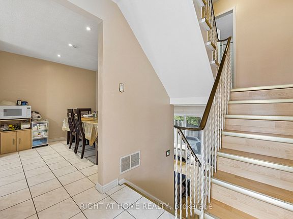 4th image of 2002 Martin Grove Rd #5