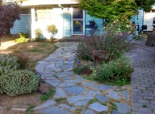 9524 13th Ave NW, Seattle, WA 98117