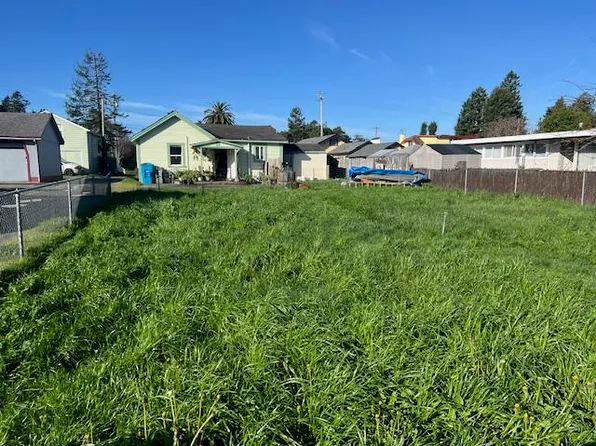 3430 G St, Eureka, CA 95503