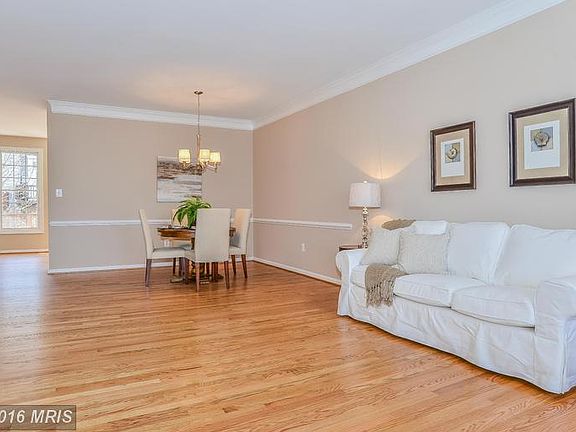 5th image of 2202 Journet Dr