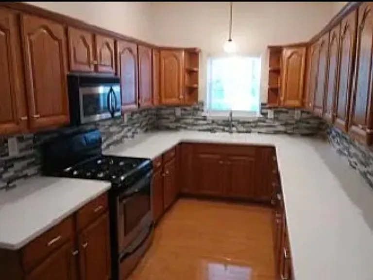 11163 Southridge Dr — Photo 13