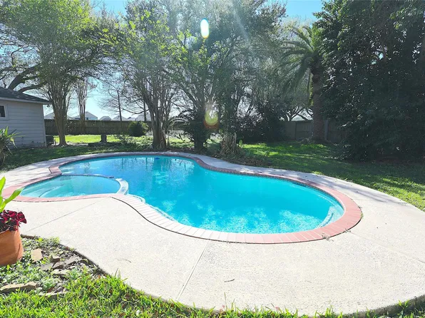 1107 Magnolia Woods Ct, Sugar Land, TX 77479