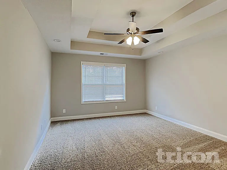 1063 Spicer Dr — Photo 6