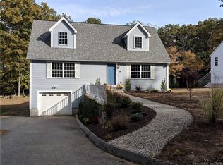 39 Forest Dr, Salem, CT 06420