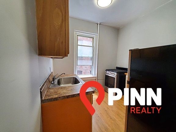 5th image of 611 W 158th St APT 2F