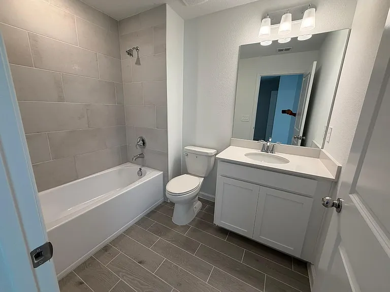 3634 SE 37th Avenue Rd — Photo 9