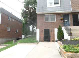 1415 Rainer Rd, Brookhaven, PA 19015