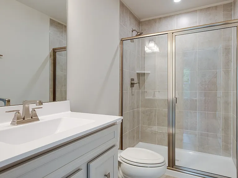 1041 Mountain View Dr — Photo 15