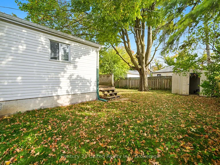559 Hamilton St — Photo 45