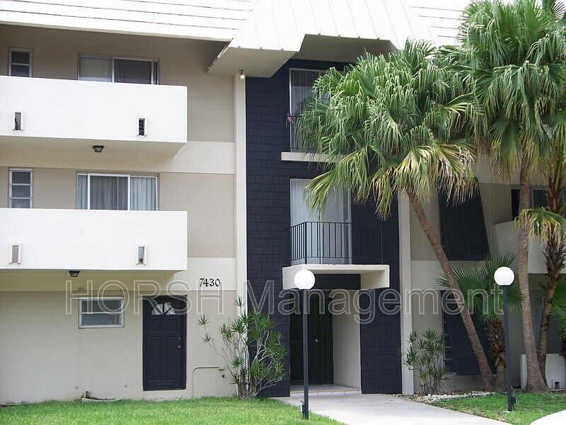 1st image of 7430 SW 59th Ct Floor 3