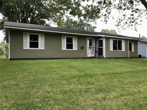 907 W Crawford St, Paris, IL 61944