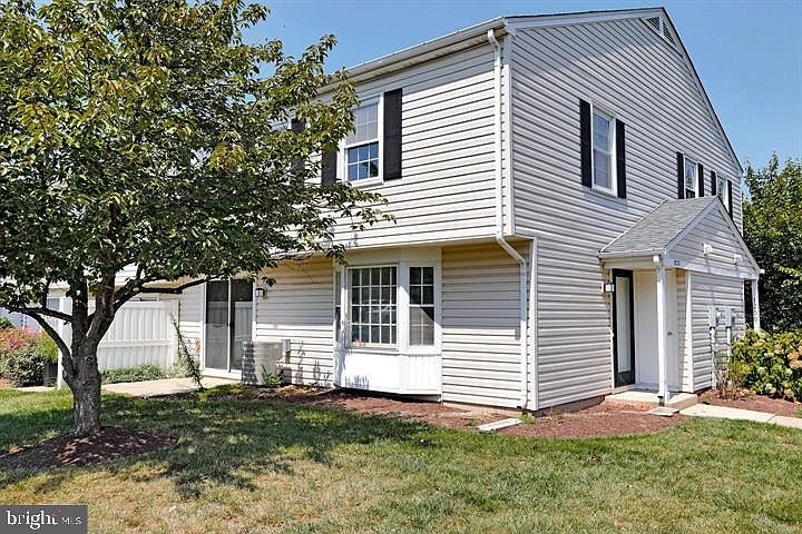 1st image of 1237 Danielle Dr