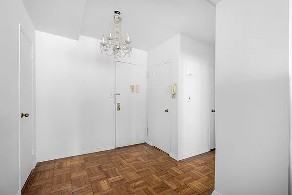 Sold by Compass | media 2