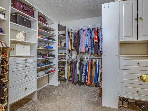 5th image of 4007 Randall Ln