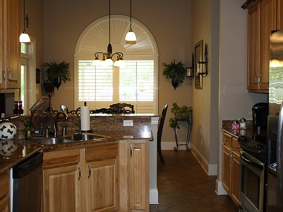 5th image of 13268 Riverlake Dr