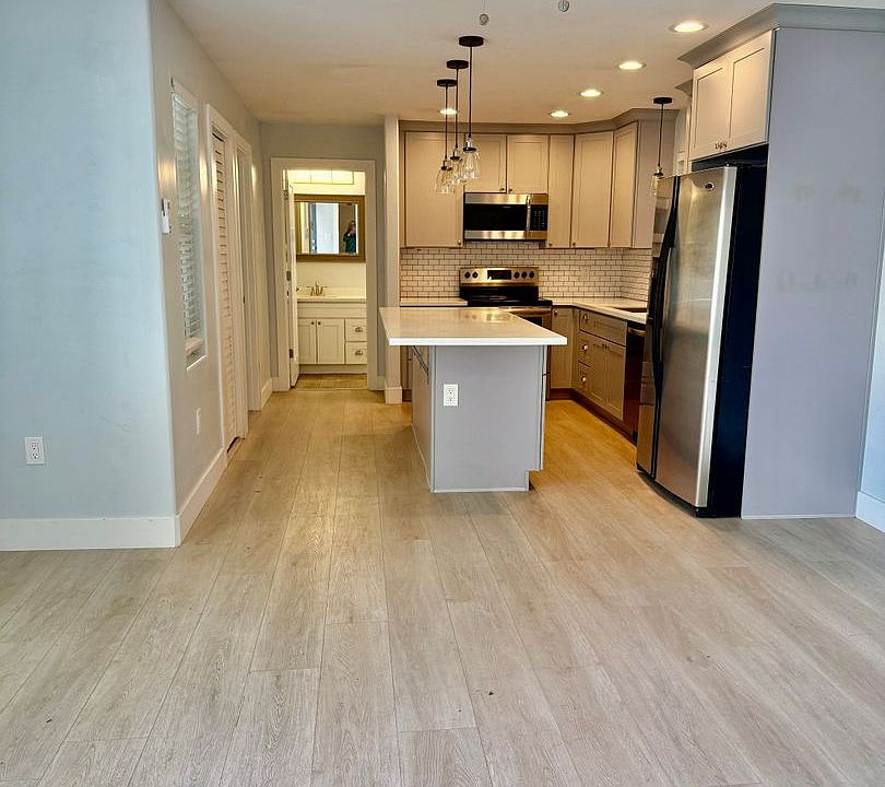1st image of 2704 21st Ave Unit B